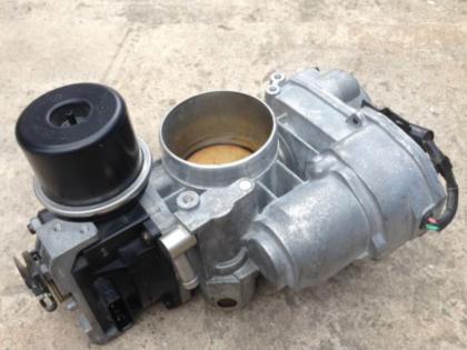 Gasklephuis Type 1 C2A1470 JAGUAR XK8 - XKR Motoren